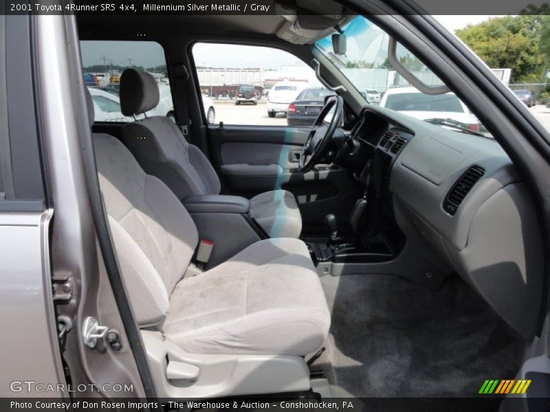 Millennium Silver Metallic / Gray 2001 Toyota 4Runner SR5 4x4