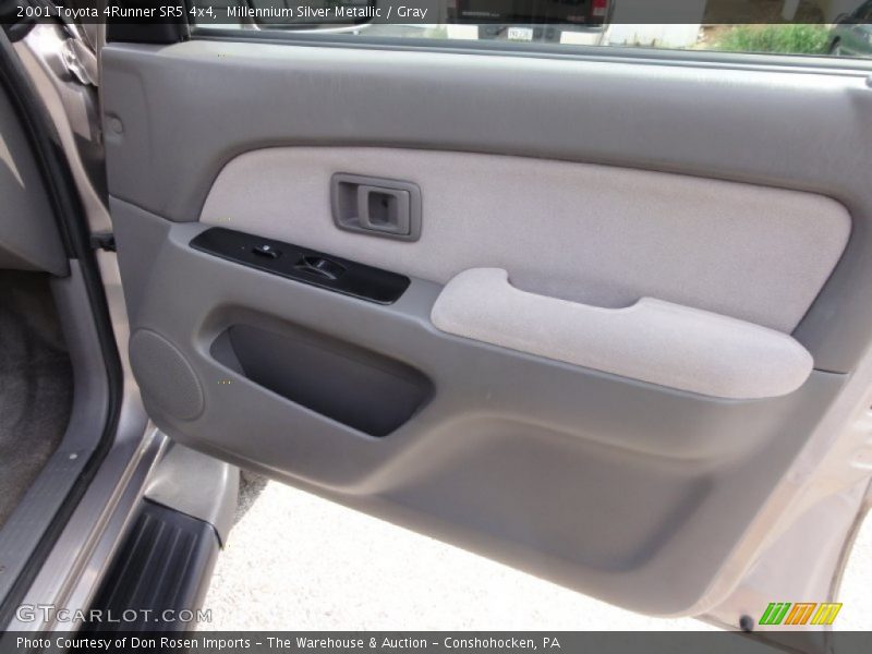Millennium Silver Metallic / Gray 2001 Toyota 4Runner SR5 4x4