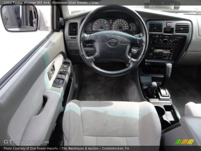 Millennium Silver Metallic / Gray 2001 Toyota 4Runner SR5 4x4