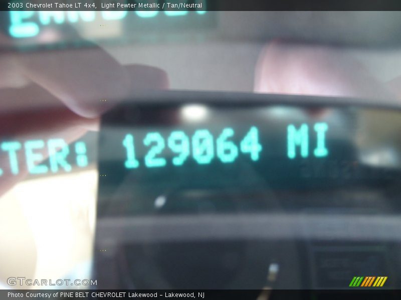 Light Pewter Metallic / Tan/Neutral 2003 Chevrolet Tahoe LT 4x4