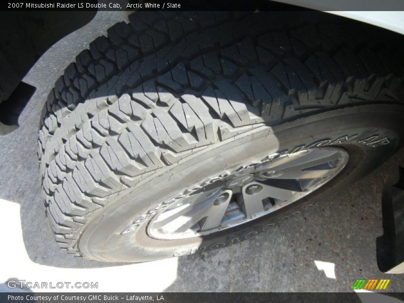 Arctic White / Slate 2007 Mitsubishi Raider LS Double Cab