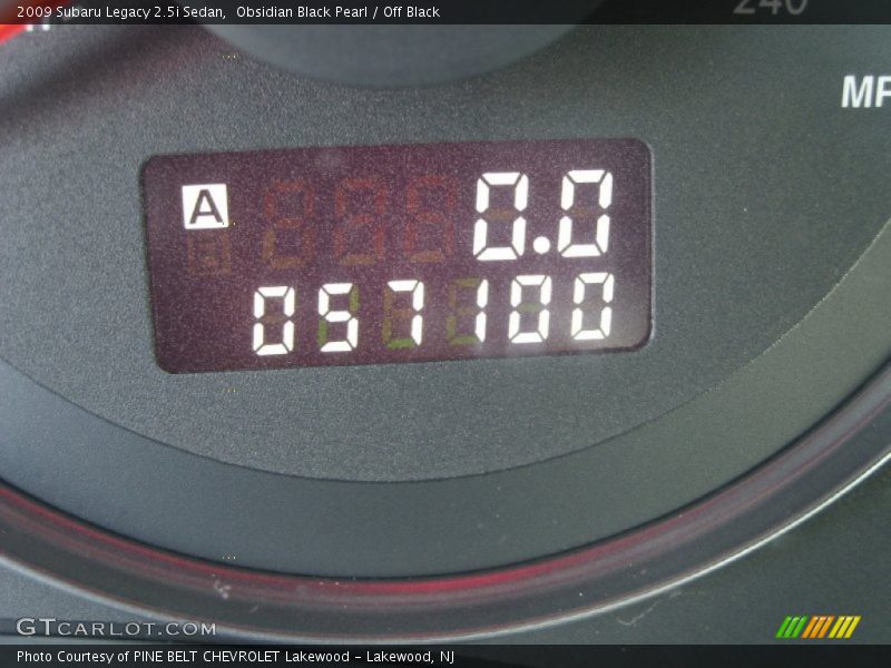 Obsidian Black Pearl / Off Black 2009 Subaru Legacy 2.5i Sedan
