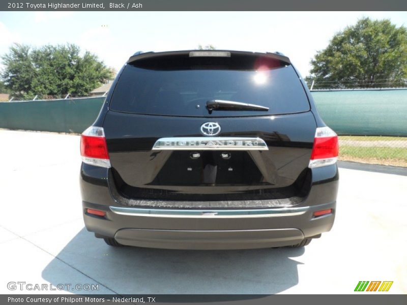 Black / Ash 2012 Toyota Highlander Limited