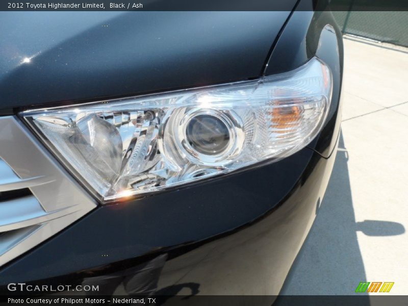 Black / Ash 2012 Toyota Highlander Limited