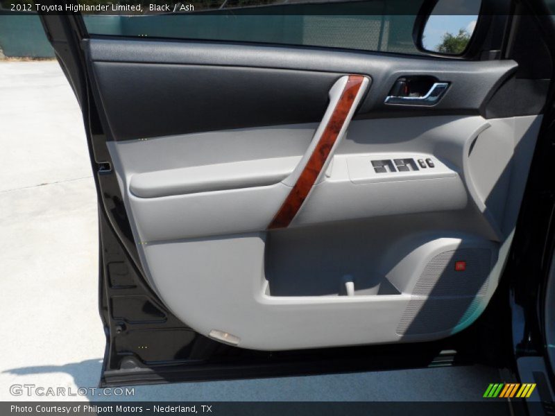 Black / Ash 2012 Toyota Highlander Limited