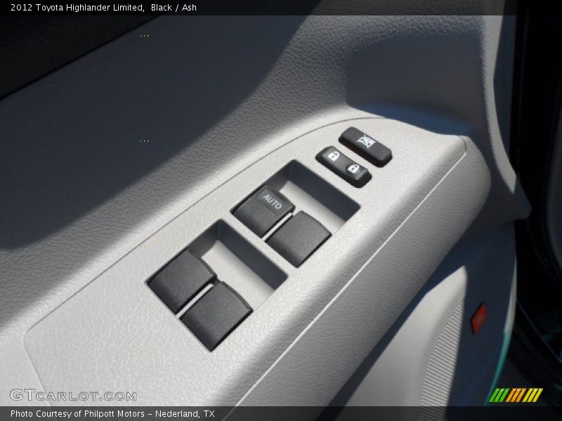 Black / Ash 2012 Toyota Highlander Limited