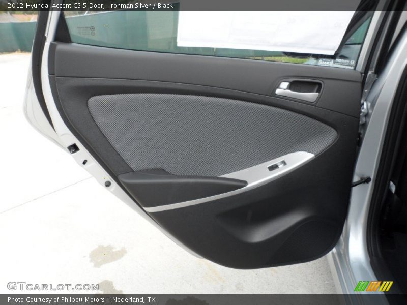 Door Panel of 2012 Accent GS 5 Door