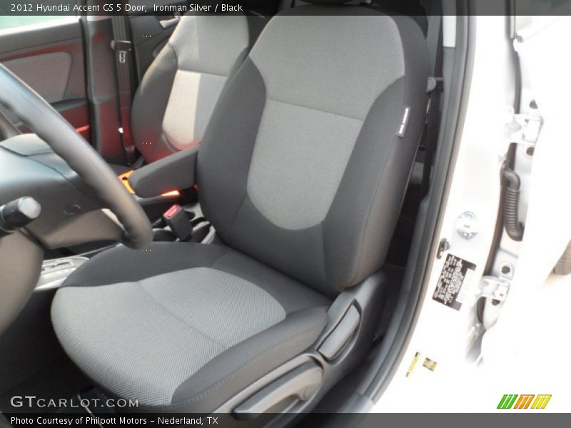  2012 Accent GS 5 Door Black Interior