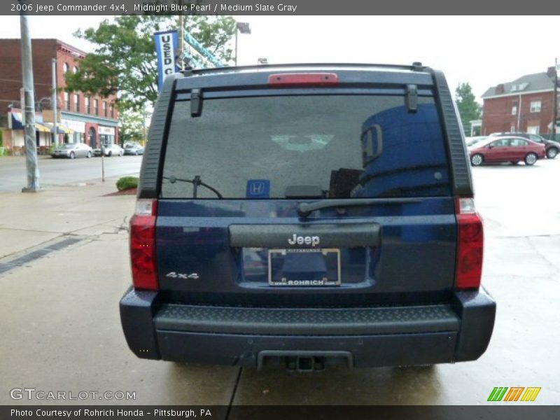 Midnight Blue Pearl / Medium Slate Gray 2006 Jeep Commander 4x4