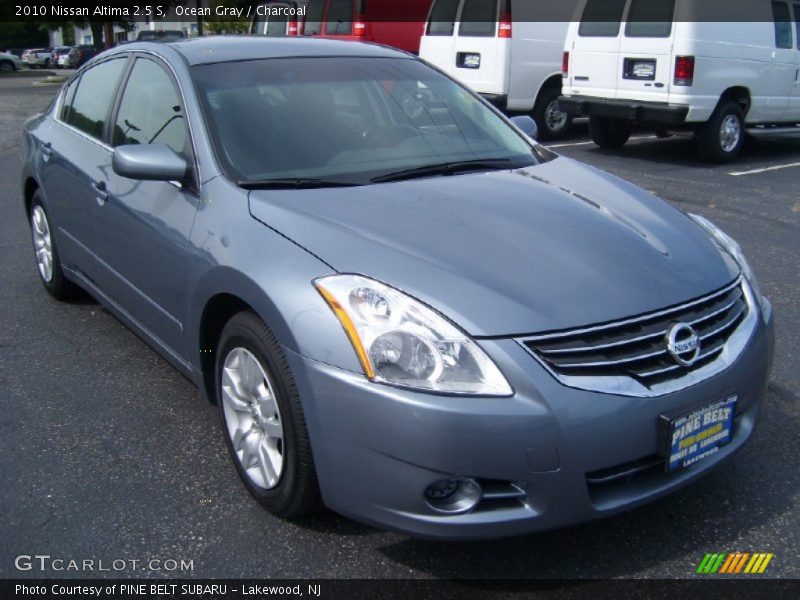 Ocean Gray / Charcoal 2010 Nissan Altima 2.5 S