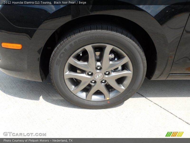  2012 Elantra GLS Touring Wheel