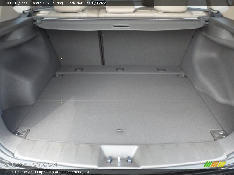  2012 Elantra GLS Touring Trunk
