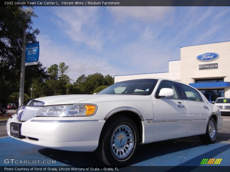 Vibrant White / Medium Parchment 2002 Lincoln Town Car Cartier L