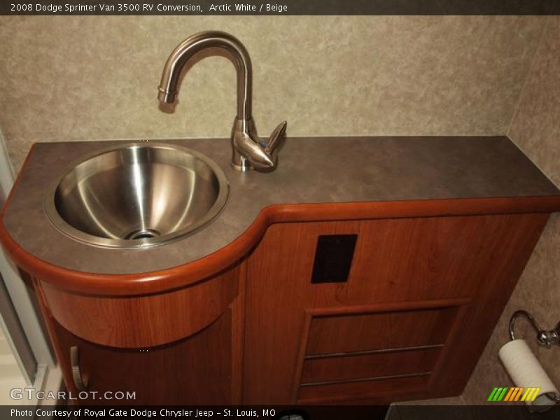 Arctic White / Beige 2008 Dodge Sprinter Van 3500 RV Conversion