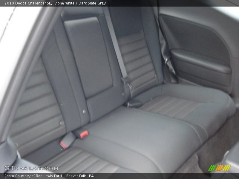 Stone White / Dark Slate Gray 2010 Dodge Challenger SE