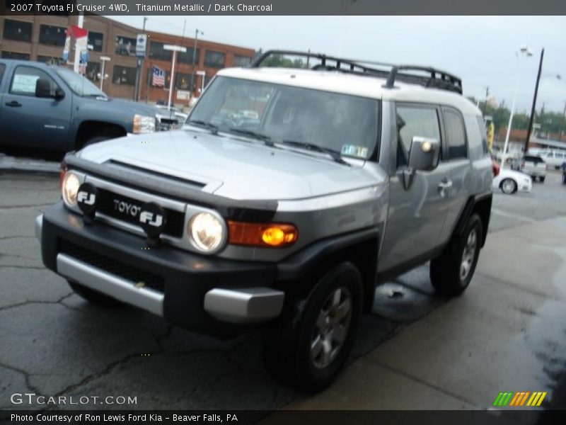 Titanium Metallic / Dark Charcoal 2007 Toyota FJ Cruiser 4WD