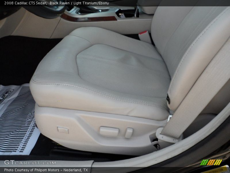  2008 CTS Sedan Light Titanium/Ebony Interior