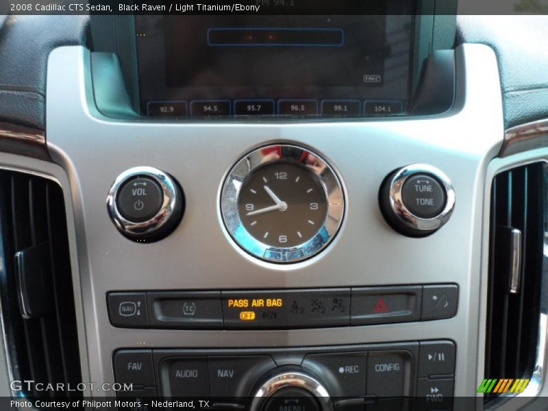 Controls of 2008 CTS Sedan