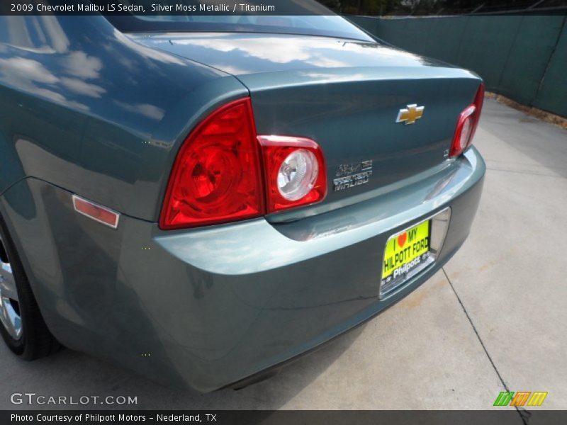 Silver Moss Metallic / Titanium 2009 Chevrolet Malibu LS Sedan
