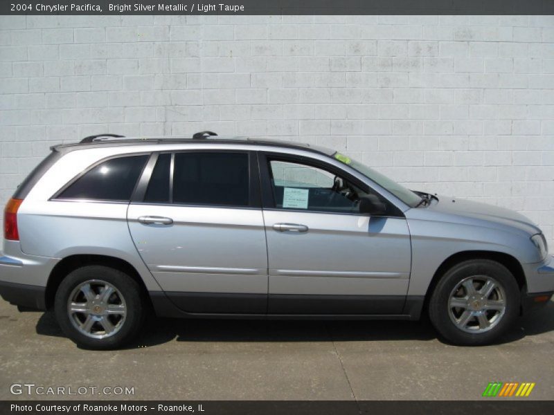 Bright Silver Metallic / Light Taupe 2004 Chrysler Pacifica