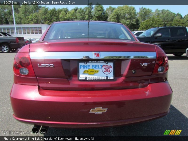 Berry Red / Grey 2005 Saturn L Series L300 Sedan
