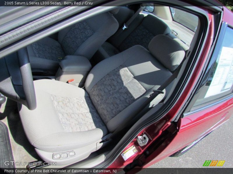 Berry Red / Grey 2005 Saturn L Series L300 Sedan