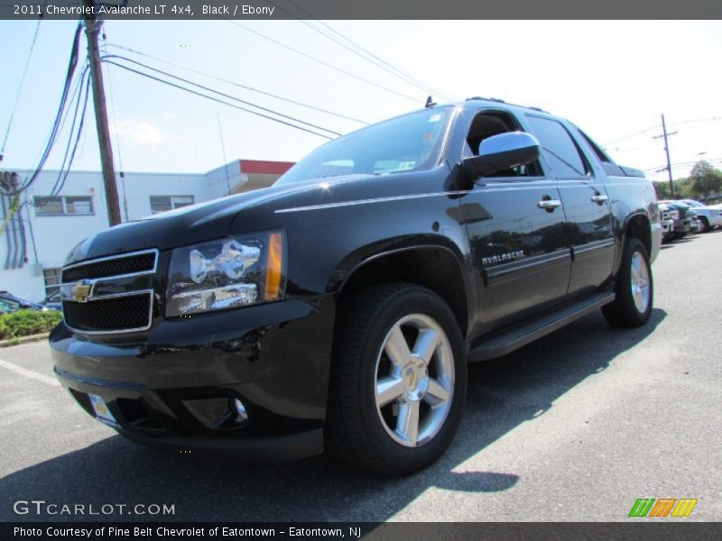 Black / Ebony 2011 Chevrolet Avalanche LT 4x4