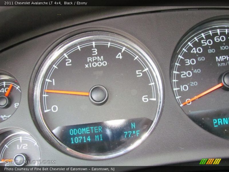 Black / Ebony 2011 Chevrolet Avalanche LT 4x4
