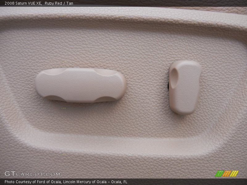 Ruby Red / Tan 2008 Saturn VUE XE