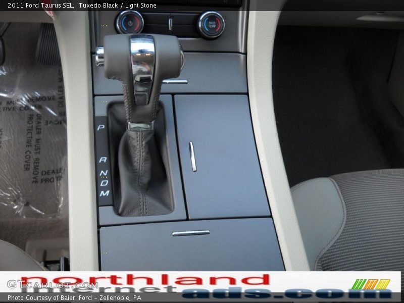 Tuxedo Black / Light Stone 2011 Ford Taurus SEL