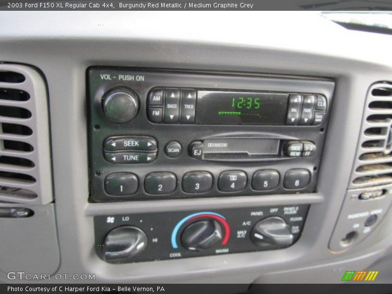 Audio System of 2003 F150 XL Regular Cab 4x4
