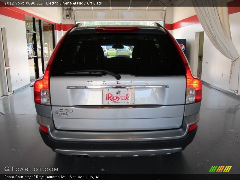 Electric Silver Metallic / Off Black 2012 Volvo XC90 3.2