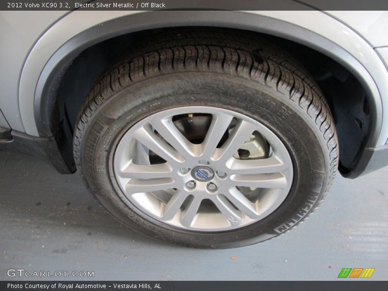 Electric Silver Metallic / Off Black 2012 Volvo XC90 3.2