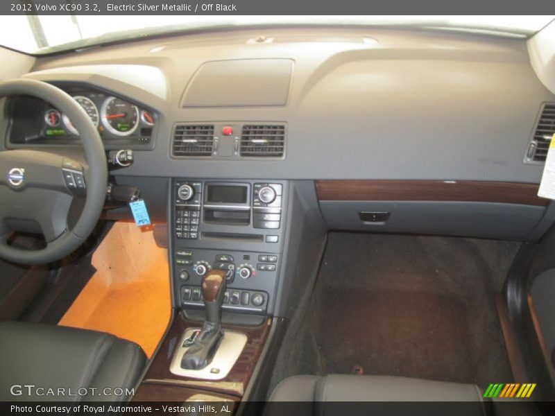 Electric Silver Metallic / Off Black 2012 Volvo XC90 3.2