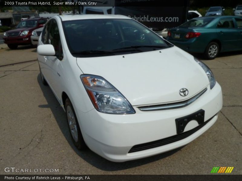 Super White / Dark Gray 2009 Toyota Prius Hybrid
