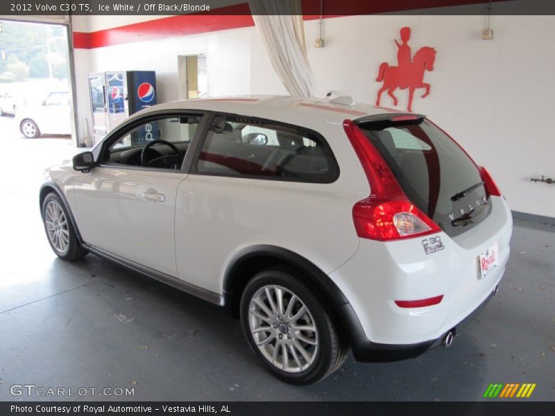 Ice White / Off Black/Blonde 2012 Volvo C30 T5