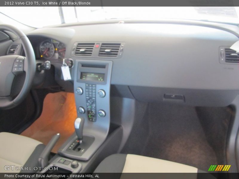 Ice White / Off Black/Blonde 2012 Volvo C30 T5