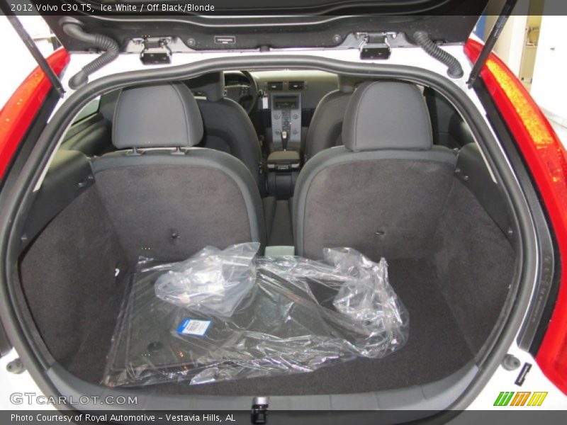  2012 C30 T5 Trunk