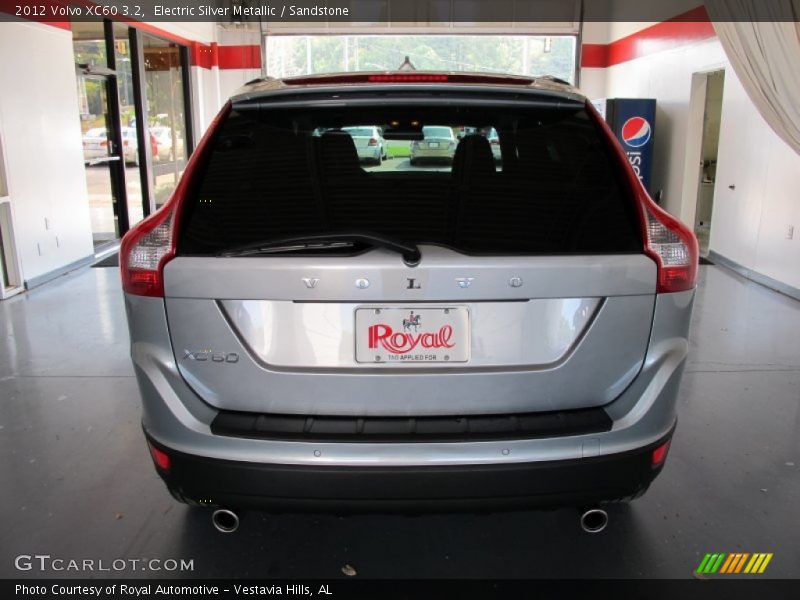Electric Silver Metallic / Sandstone 2012 Volvo XC60 3.2