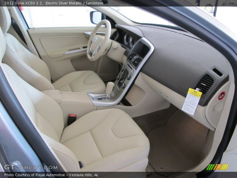  2012 XC60 3.2 Sandstone Interior