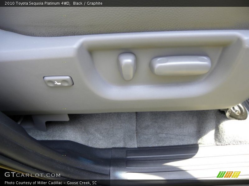 Black / Graphite 2010 Toyota Sequoia Platinum 4WD