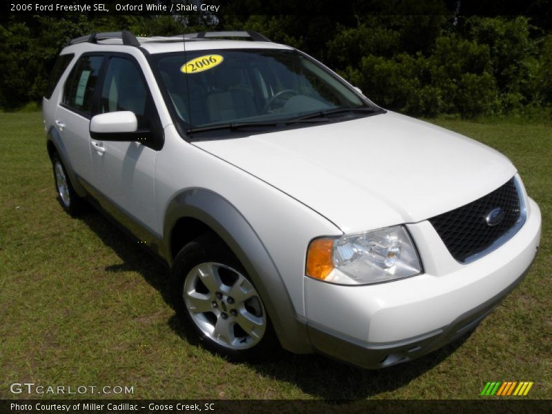 Oxford White / Shale Grey 2006 Ford Freestyle SEL