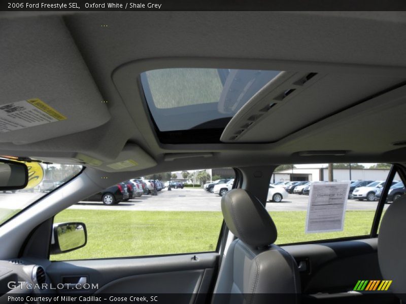 Oxford White / Shale Grey 2006 Ford Freestyle SEL