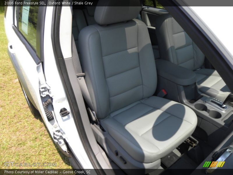 Oxford White / Shale Grey 2006 Ford Freestyle SEL