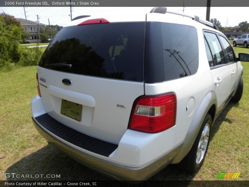 Oxford White / Shale Grey 2006 Ford Freestyle SEL