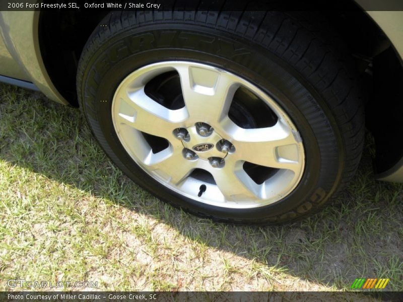 Oxford White / Shale Grey 2006 Ford Freestyle SEL
