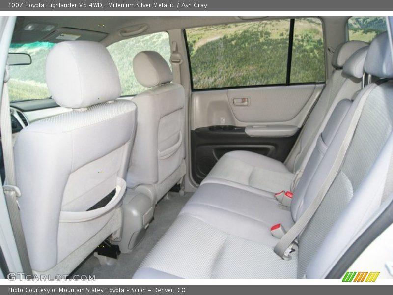 Millenium Silver Metallic / Ash Gray 2007 Toyota Highlander V6 4WD