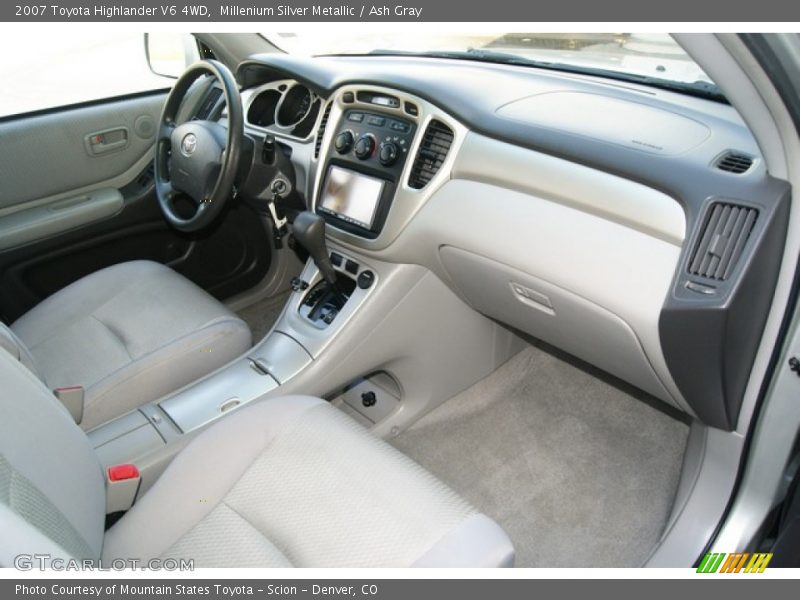 Millenium Silver Metallic / Ash Gray 2007 Toyota Highlander V6 4WD