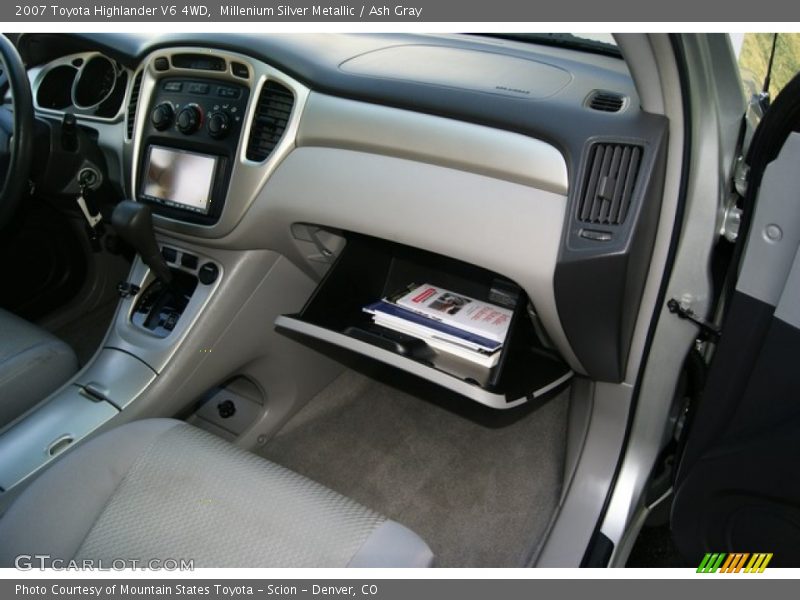 Millenium Silver Metallic / Ash Gray 2007 Toyota Highlander V6 4WD