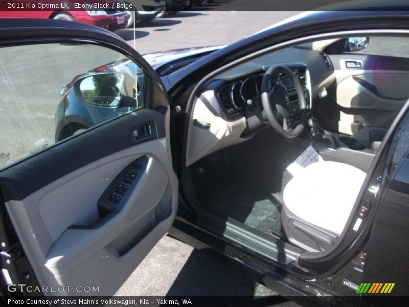 Ebony Black / Beige 2011 Kia Optima LX